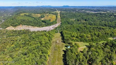 View/Area - 2 Conner Rd, Powell, TN 37849 photo 3 of 5