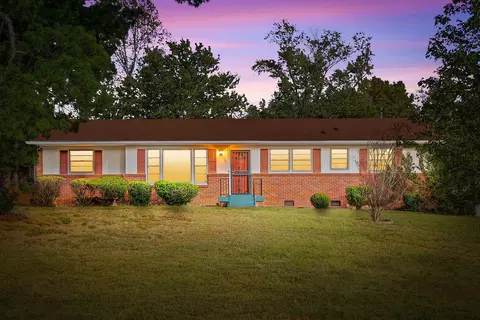 407 W Coy Cir, Clarksville, TN 37043