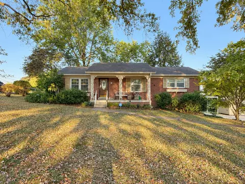 414 Cheyenne Trl, Columbia, TN 38401