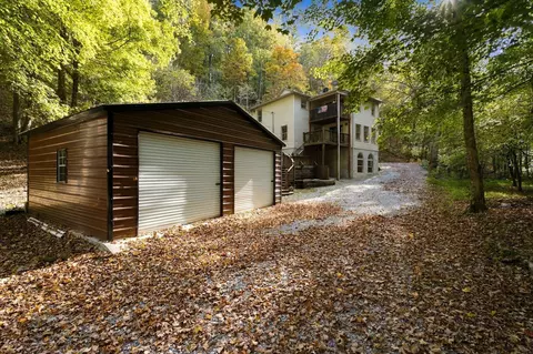1518 Indian Springs Rd, Pegram, TN 37143