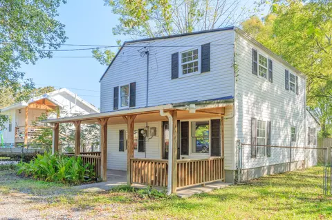 33 S Lake Ter, Rossville, GA 30741