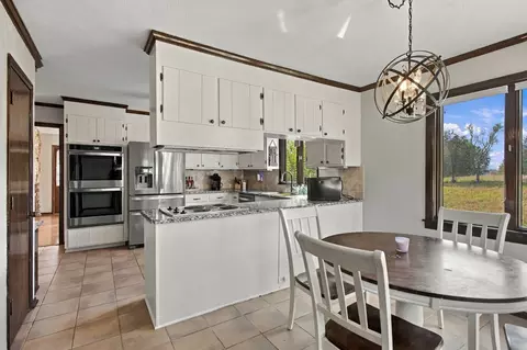 Kitchen - 2993 Hobbitshire Dr, Centerville, TN 37033 photo 1 of 4