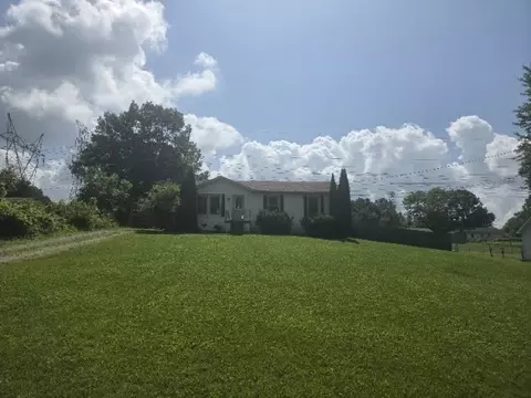 2819 Sparrow Dr, Clarksville, TN 37040