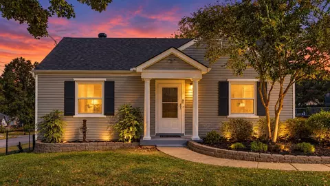 1322 Kenton Pl, Nashville, TN 37217