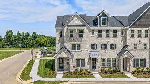 5101 Barton Aly, Thompsons Station, TN 37179