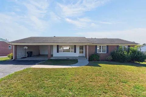 133 Clearview Dr, Mcminnville, TN 37110