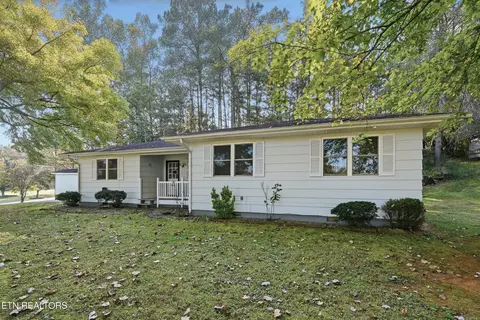 113 East Dr, Parrottsville, TN 37843