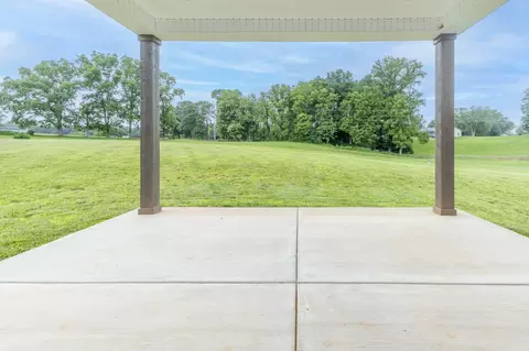 Exterior - 2094 Beverly Ct, Springfield, TN 37172 photo 2 of 2