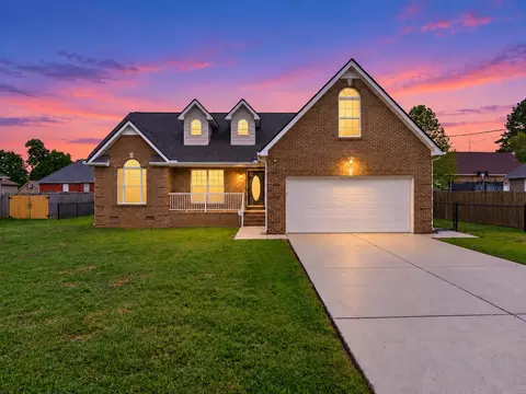 339 Shelby Cir, Shelbyville, TN 37160