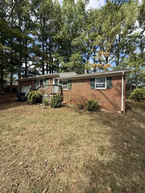 106 Cherokee Dr, Mcminnville, TN 37110