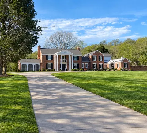 6129 Hillsboro Pike, Nashville, TN 37215