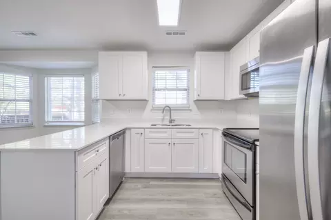 Kitchen - 1824 Devon Dr, Spring Hill, TN 37174 photo 2 of 4
