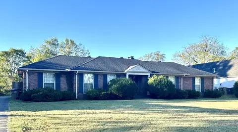 915 Coral Rd, Nashville, TN 37204