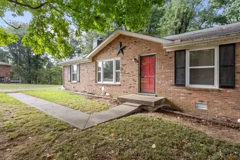 420 Parker Dr, Clarksville, TN 37042