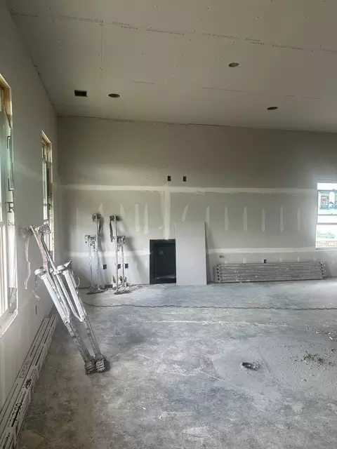 Living - 3010 Silverlode Pl, Murfreesboro, TN 37129 photo 1 of 2