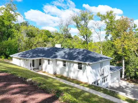 1504 Dresden Cir, Nashville, TN 37215
