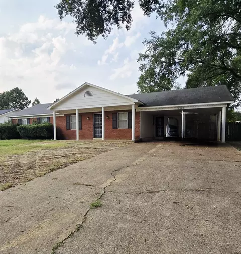 6382 Trafalgar Dr, Memphis, TN 38134