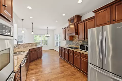 Kitchen - 1002 Glessner Dr, Spring Hill, TN 37174 photo 7 of 7