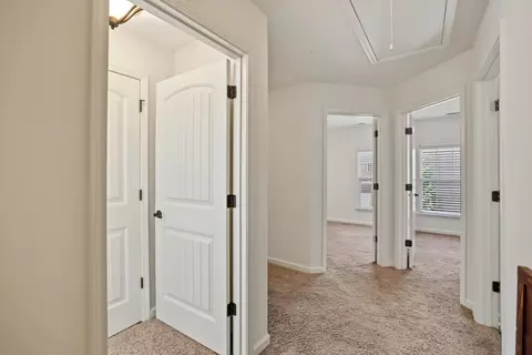 Entry Way - 1002 Glessner Dr, Spring Hill, TN 37174 photo 8 of 12