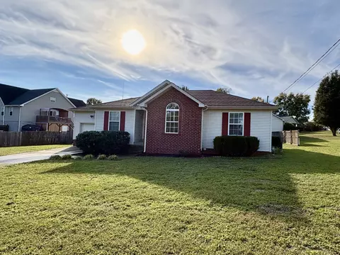 904 Pebble Pass, Mount Juliet, TN 37122