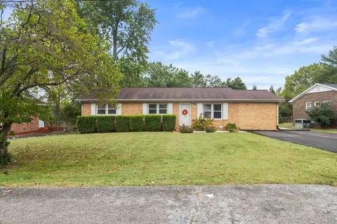 520 Linda Dr, Hopkinsville, KY 42240
