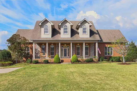 1417 Drakes Creek Rd, Hendersonville, TN 37075