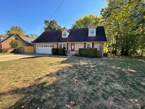 634 Cleveland Dr, Clarksville, TN 37042
