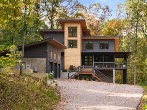 1045 Deer Ridge Rd, Kingston Springs, TN 37082