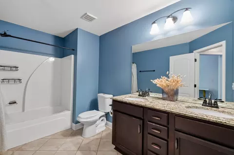Bath - 2434 Turtle Trce, Murfreesboro, TN 37127 photo 3 of 4