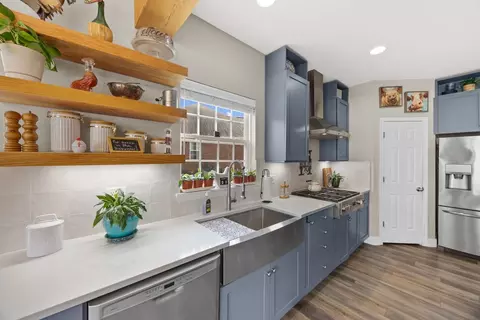 Kitchen - 1021 Queens Pl, Spring Hill, TN 37174 photo 1 of 7