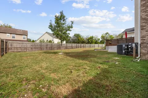 Exterior - 1021 Queens Pl, Spring Hill, TN 37174 photo 19 of 19