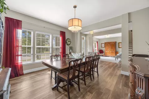 Dining - 1021 Queens Pl, Spring Hill, TN 37174 photo 2 of 4