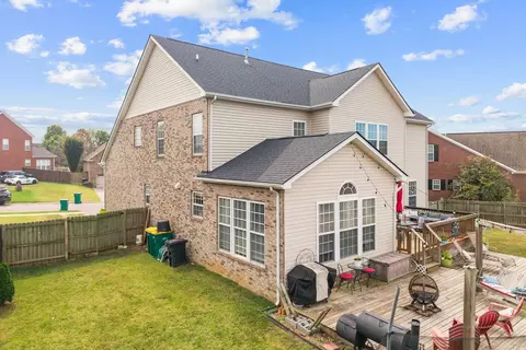 View/Area - 1021 Queens Pl, Spring Hill, TN 37174 photo 1 of 5