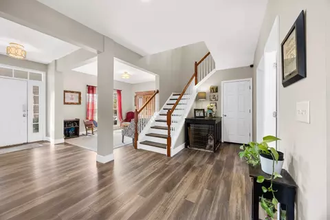 Entry Way - 1021 Queens Pl, Spring Hill, TN 37174 photo 6 of 10