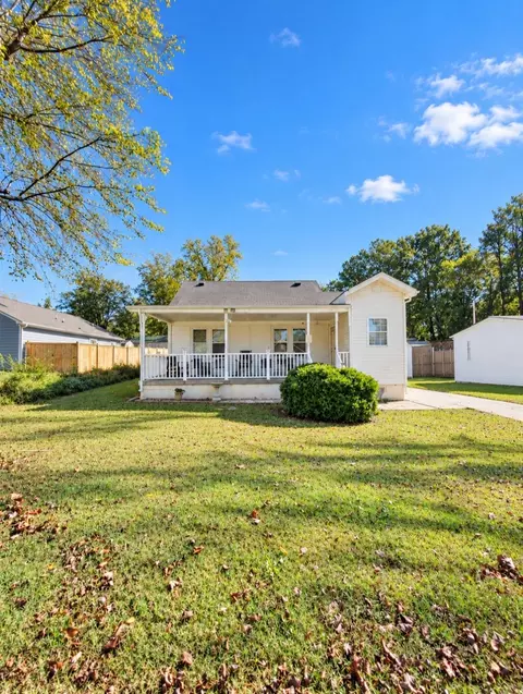 103 Spring St, Ashland City, TN 37015