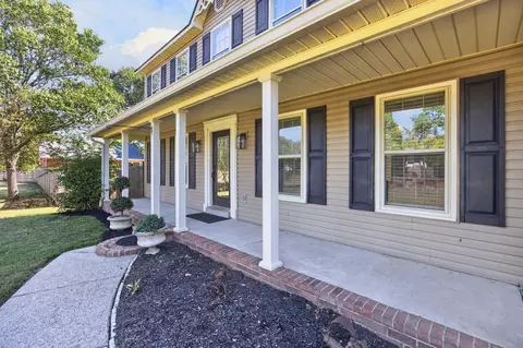 Exterior - 2407 Riverstone Dr, Murfreesboro, TN 37128 photo 5 of 5