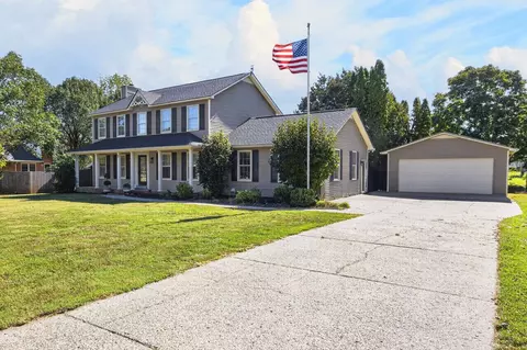 Exterior - 2407 Riverstone Dr, Murfreesboro, TN 37128 photo 3 of 5