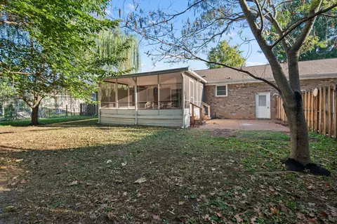 Exterior - 511 Crocus Ct, Murfreesboro, TN 37128 photo 6 of 8