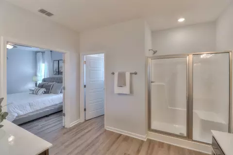 Entry Way - 26 Mimosa Dr, Decherd, TN 37324 photo 14 of 14