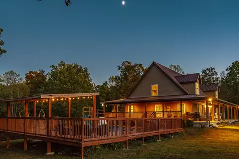 846 Clark Hollow Rd, Westmoreland, TN 37186