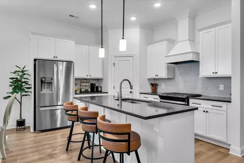 Kitchen - 3626 Jacaranda Ln, Murfreesboro, TN 37129 photo 2 of 4