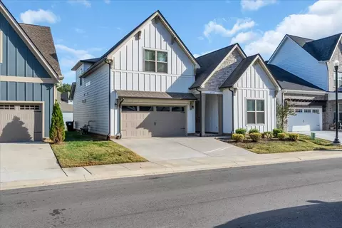 Exterior - 3626 Jacaranda Ln, Murfreesboro, TN 37129 photo 3 of 7