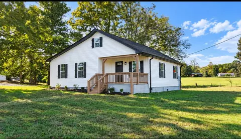 1727 Highway 49 E, Charlotte, TN 37036