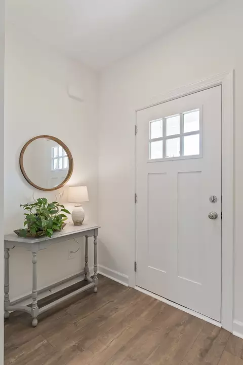 Entry Way - 6018 Cavalry Ct, Spring Hill, TN 37174 photo 2 of 15