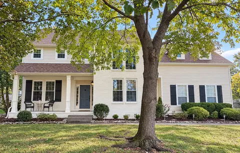 4716 Hunters Crossing Dr, Old Hickory, TN 37138