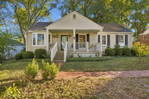 843 Crestridge Dr, Nashville, TN 37204