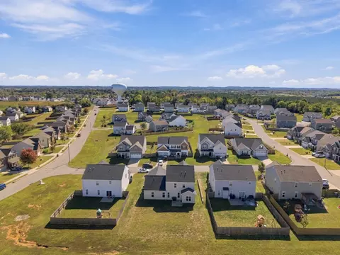 View/Area - 1002 Garrison Way, Spring Hill, TN 37174 photo 3 of 5