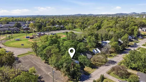 View/Area - 542 E Maple St, Madison, TN 37115 photo 3 of 3
