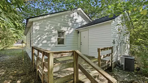 Exterior - 542 E Maple St, Madison, TN 37115 photo 4 of 5