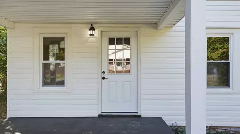Exterior - 542 E Maple St, Madison, TN 37115 photo 2 of 5